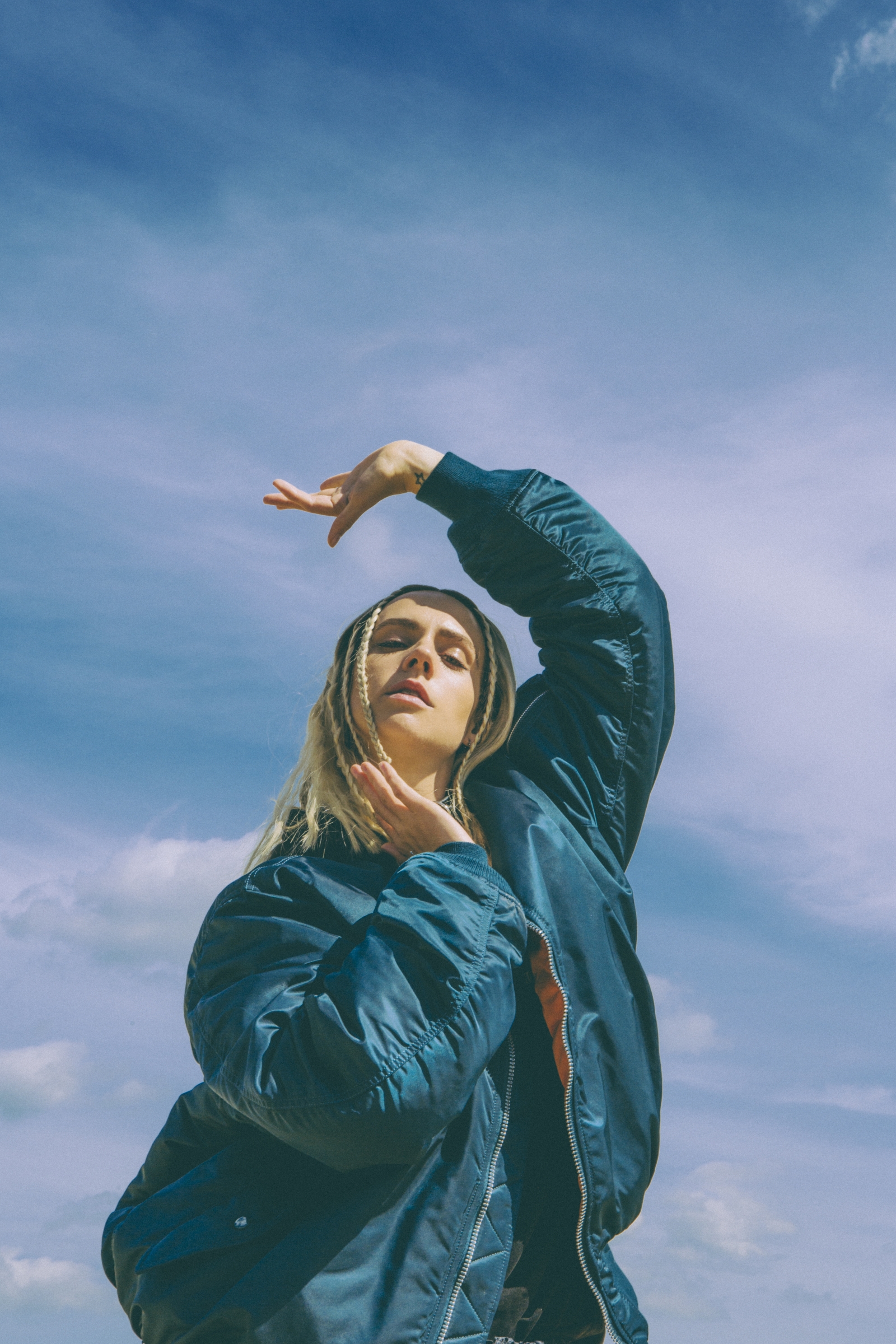 專訪 MØ When I Was Young